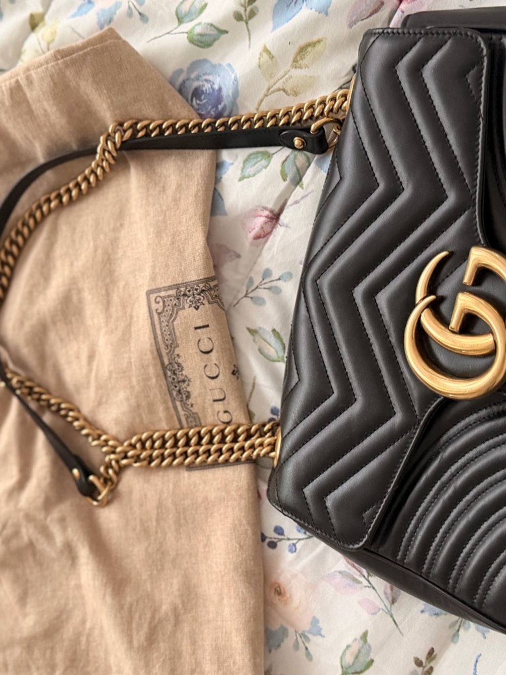 Gucci Black Chevron Shoulder Bag with Gold Hardware
